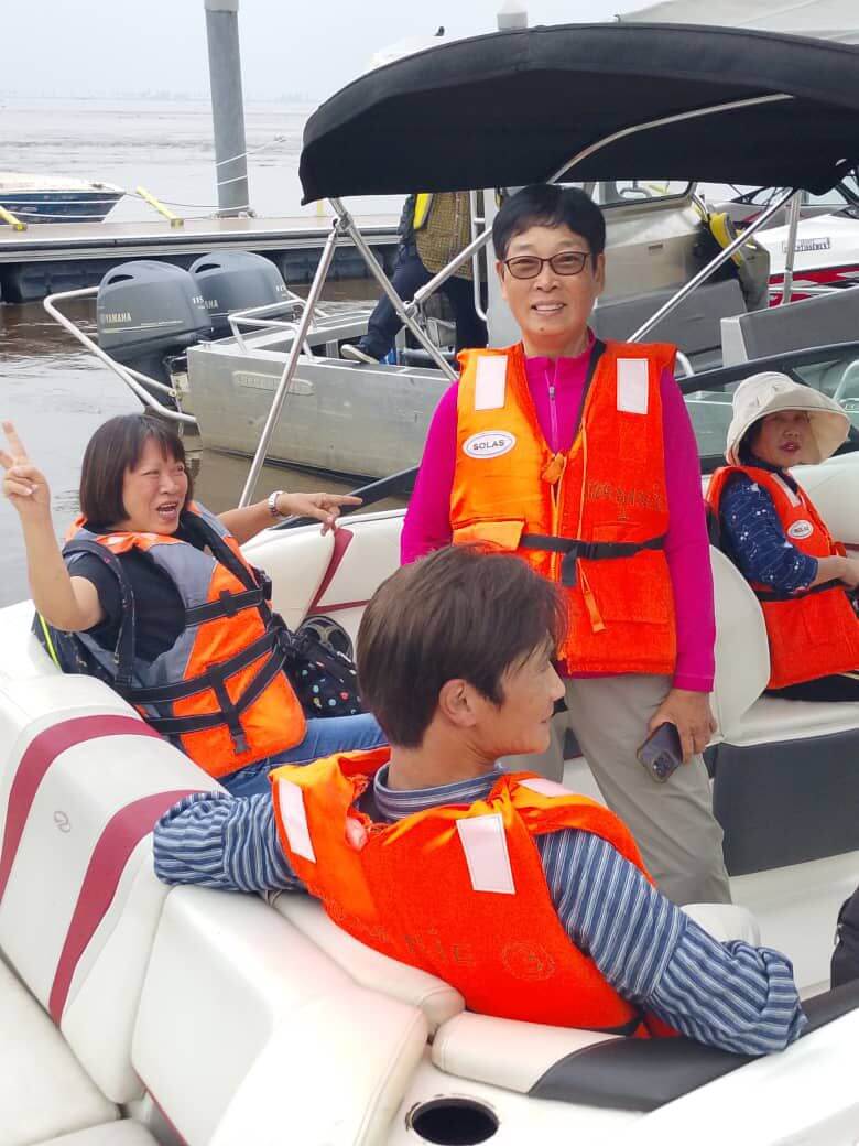 Brazzaville & Lesio-Louna Gorilla Tour with 非境臻行